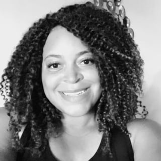 144825058_dwyana_garrett_headshot